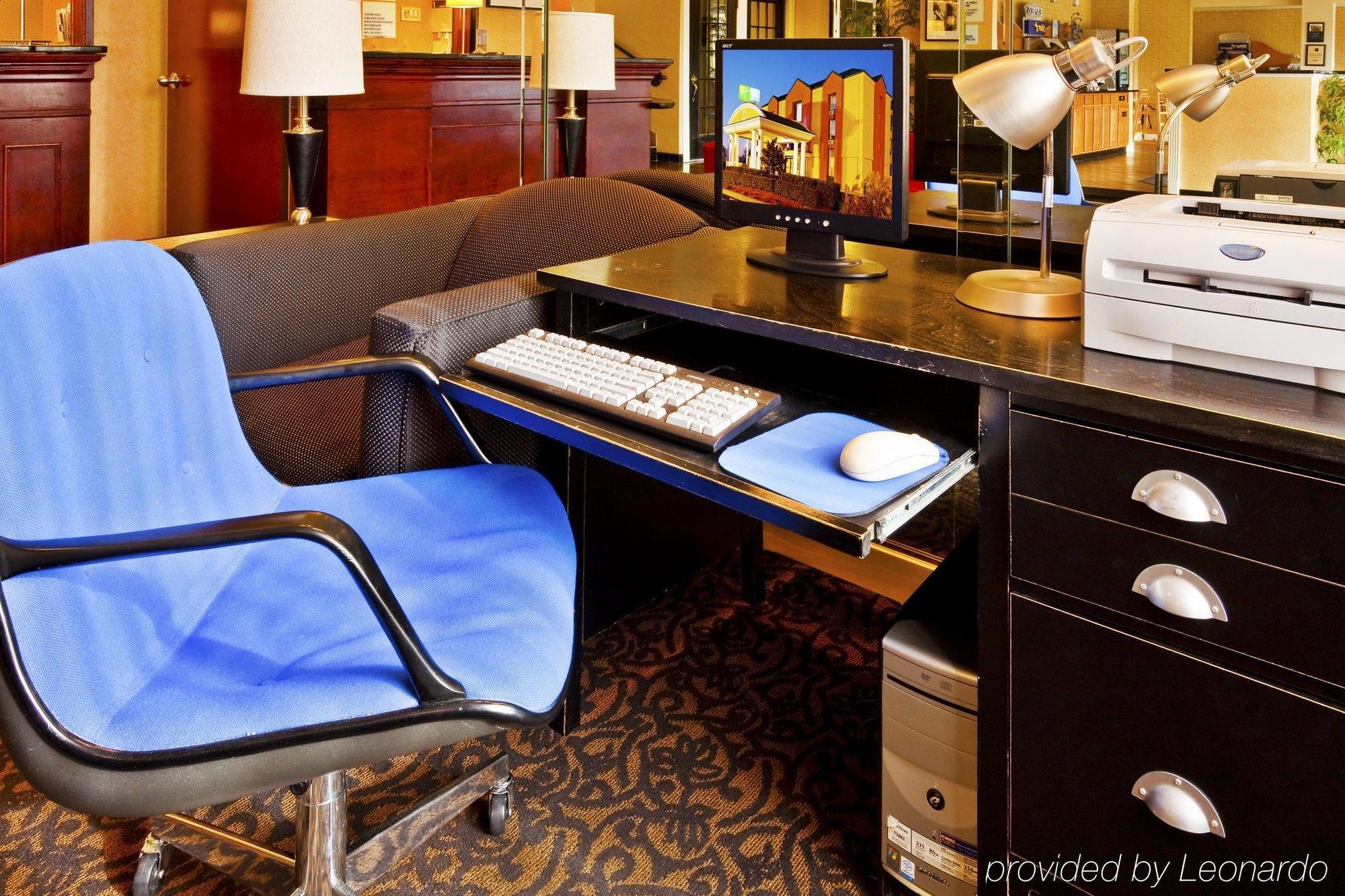 Holiday Inn Express & Suites Nashville-I-40 & I-24 Einrichtungen foto