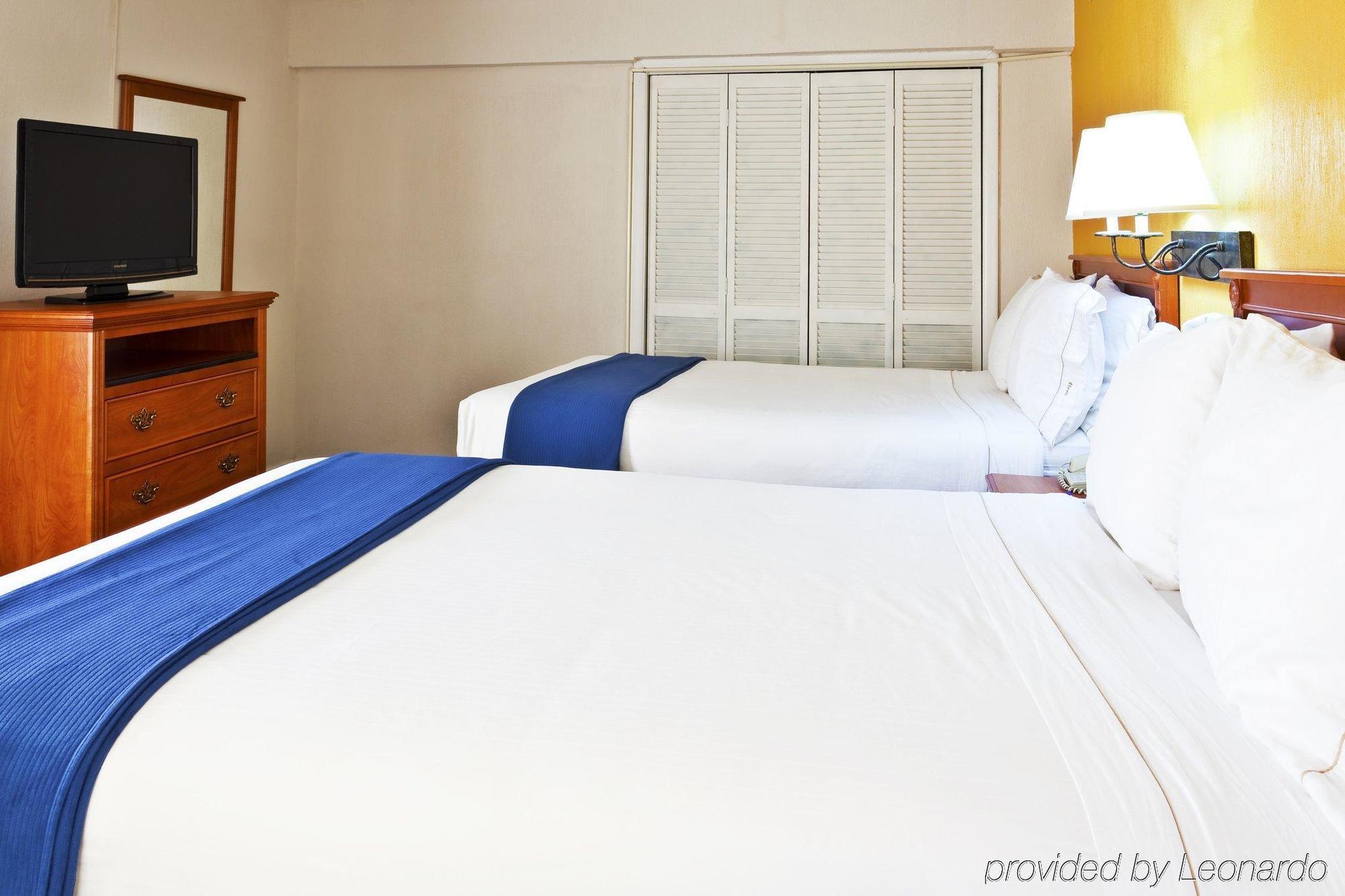 Holiday Inn Express & Suites Nashville-I-40 & I-24 Zimmer foto